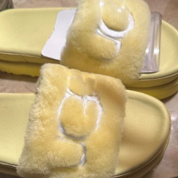 Ugg Yellow Fuzzy Fur Slide Sandals - Picture 3 of 8
